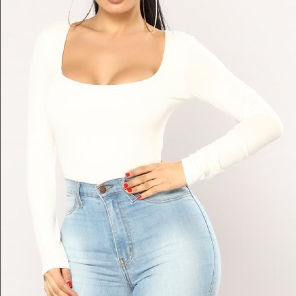 FASHION NOVA Anything But Square LS Bodysuit